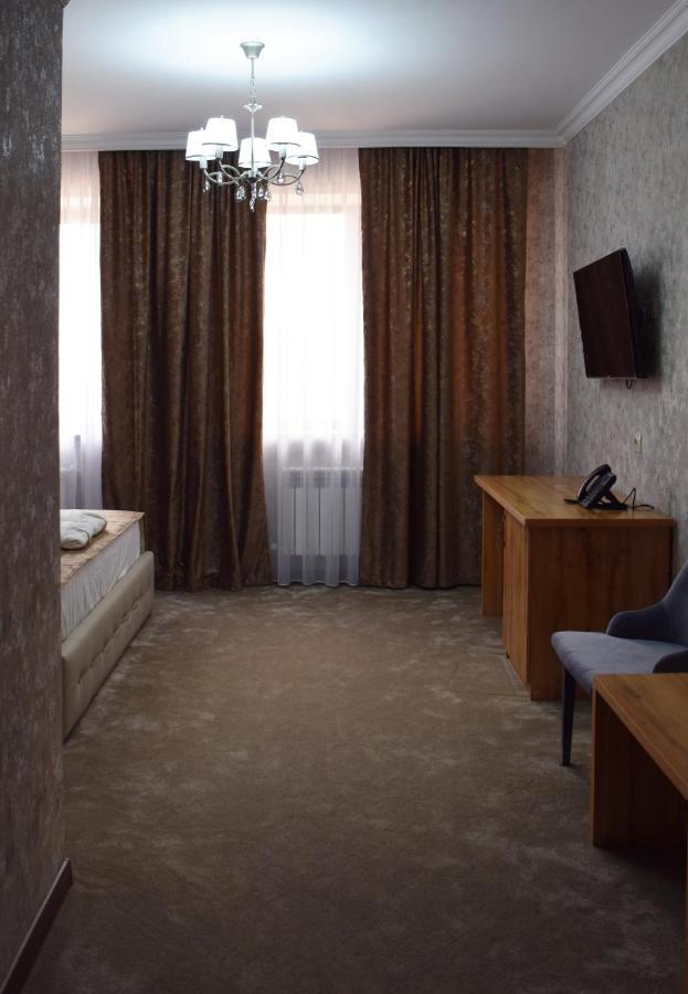 Mirotel Hotel Астана Экстерьер фото